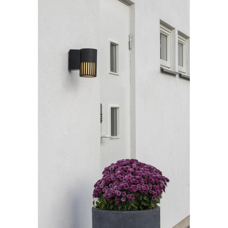 Konstsmide Pistoia Wall Light E27 - Sleek Outdoor Lighting Opal Glass, Matte Black