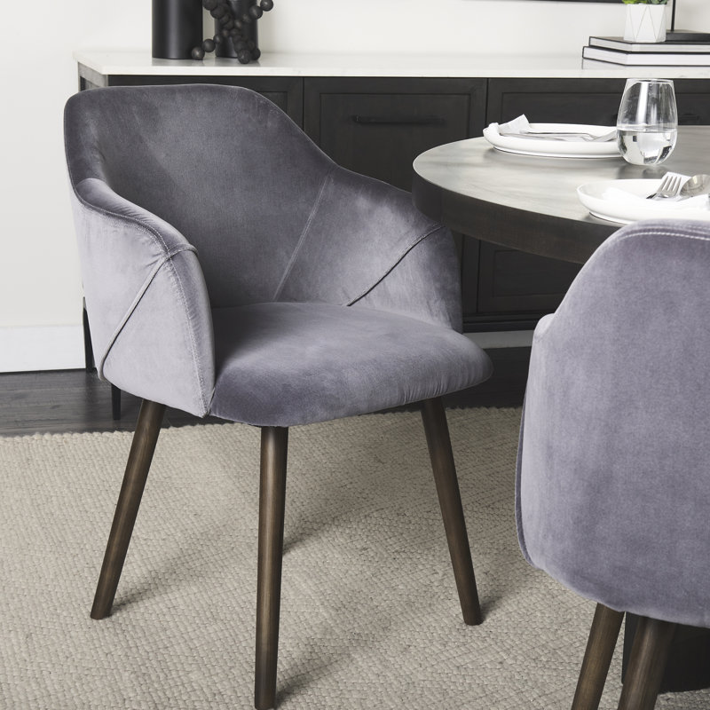 Fauteuil rembourré gris foncé