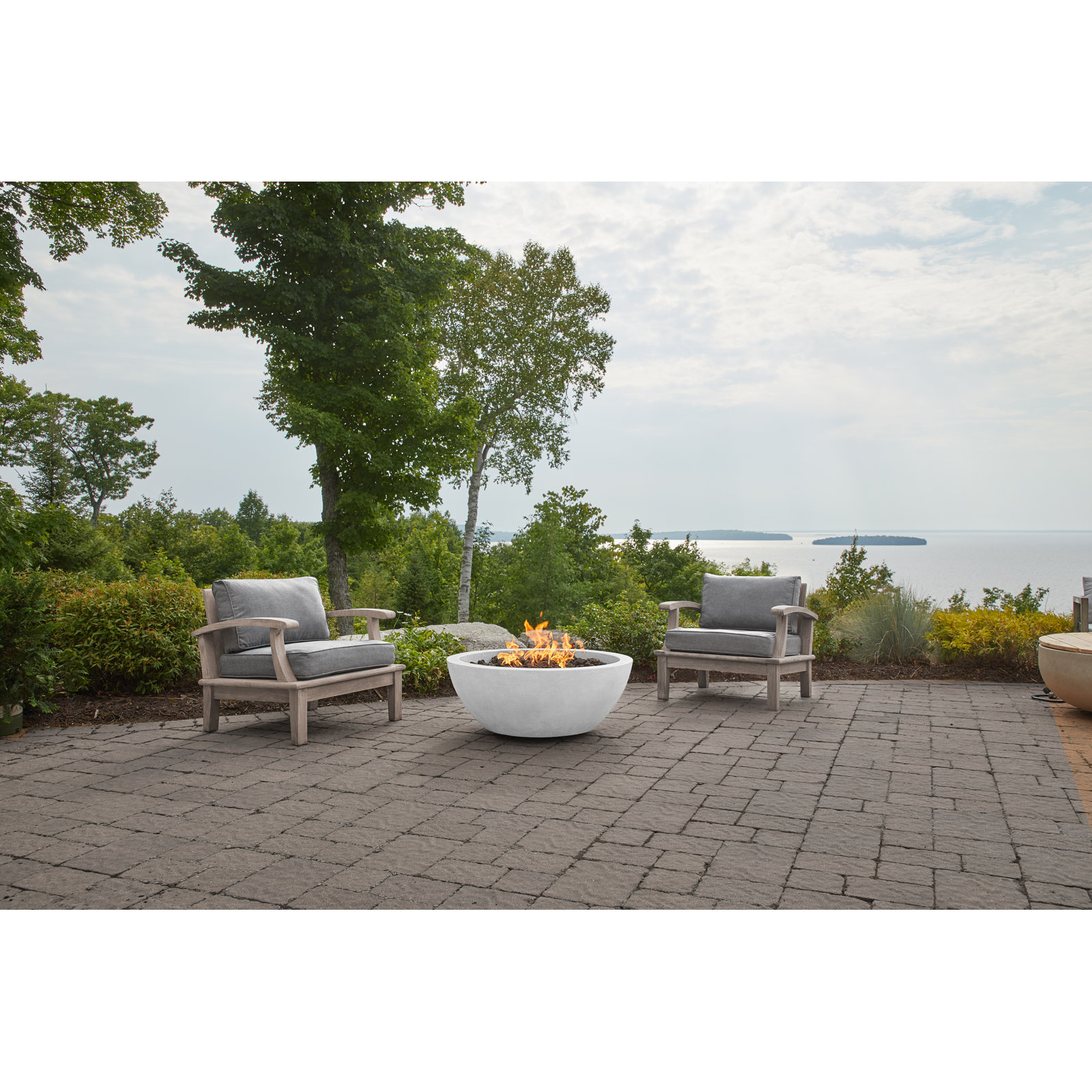 Eldora Round Fire Pit, 14" H x 38" W x 38" D, Propane, Chalk