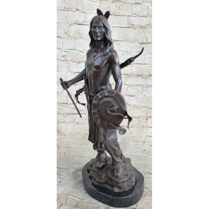 Figurines et sculptures