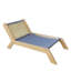 Chaise de plage surélevée pour chat avec cadre en bois naturel, hamac rayé et tapis à griffer en sisal pour chats d'intérieur
