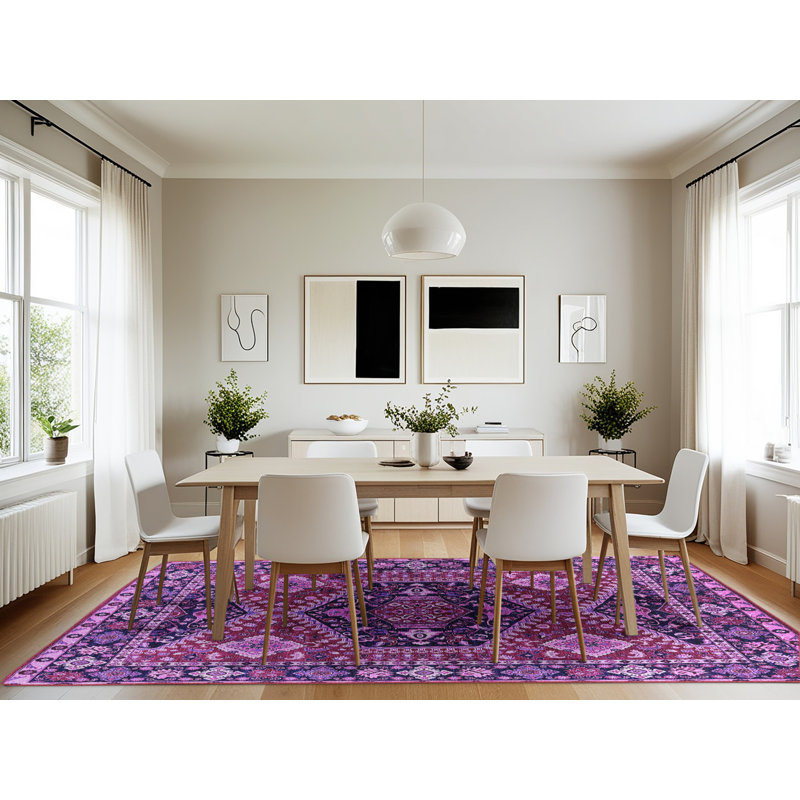 Oriental Indoor Rug, Rectangle 7' x 10'