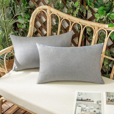Ensemble de 2 coussins décoratifs intérieurs / extérieurs de couleur unie avec soutien lombaire complet avec inserts 12 po x 20 po