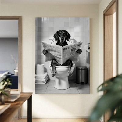 1Pc Framed Canvas Poster Print Dachshund reading newspaper on toilet, Realistic black-and-white photography. Wall Art Decor, Perfect for Room Decor Living Room Bedroom Office Kitchen Bathroom Home Decor, Ideal Home Wall Decoration Gift, 2D Flat