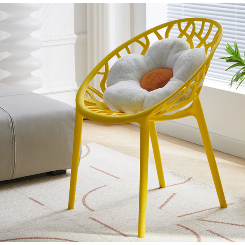 Backrest Dining Chairs Can Be Stacked With Thick Plastic Chairs With Armrests, And Outdoor Hollow Leisure Chairs On The Balcony.