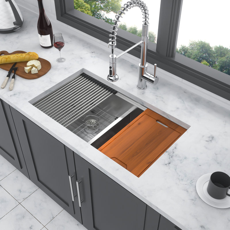 Évier de cuisine à double cuve 50/50 en acier inoxydable de calibre 16 T304 de 33 po x 19 po avec cuve profonde de 10 po, coin arrondi R10, guide d'eau en forme de X pour faciliter le drainage, revêtement pour éviter la condensation,