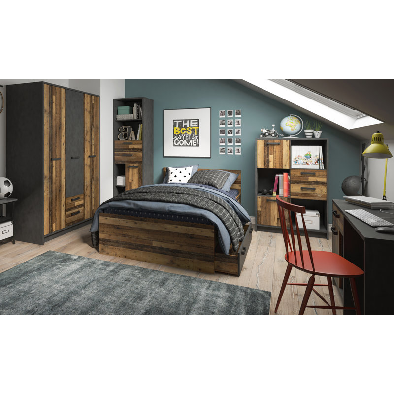 Dennett 3 Door Wardrobe of laminated chipboard 16 mm