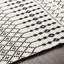 Tapis blanc / noir en coton tissé à la main Courtdale-1290787165