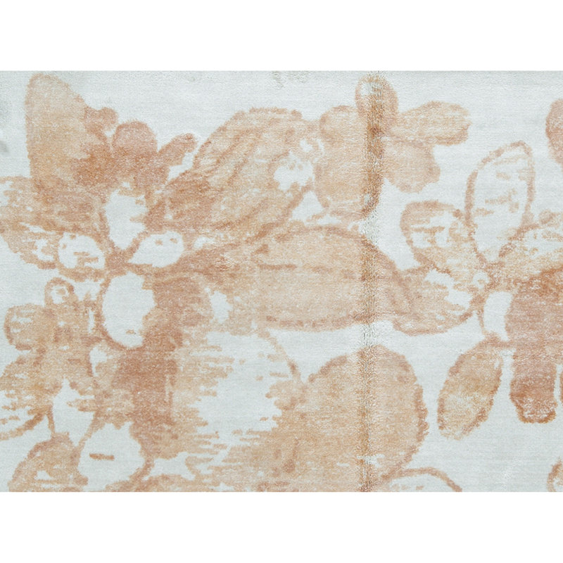 Floral Area Rug in White/Rust