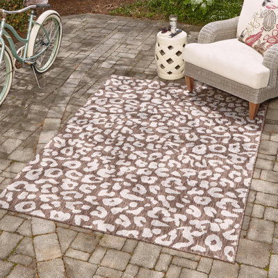 Animal Print Indoor / Outdoor Rug