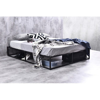 Pettway Kingsize (5') Solid Wood Drawers Bed Frame