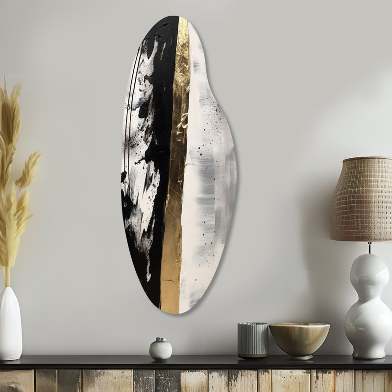 «Geometric Essence Minimal Abstract Gold», peinture abstraite à forme incurvée en métal asymétrique, H 38 po x l 15 po