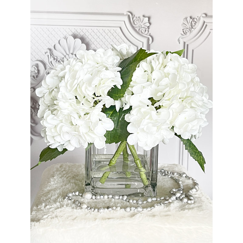 Véritable hydrangées dans un vase, arrangement de fausses fleurs artificielles, Blanc