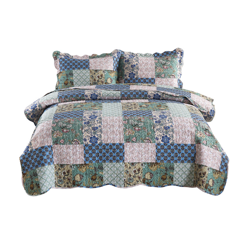 B026 Polyester Floral Quilt, Queen Quilt + 2 Standard Shams