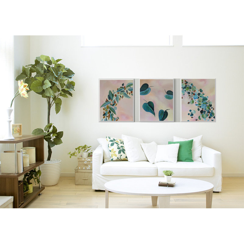 Ensemble de trois feuilles par l'artiste locale Janet Burrows, H 32 po x l 66 po, Cadre doré