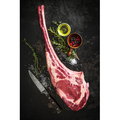 " Tomahawk Beef Steak "