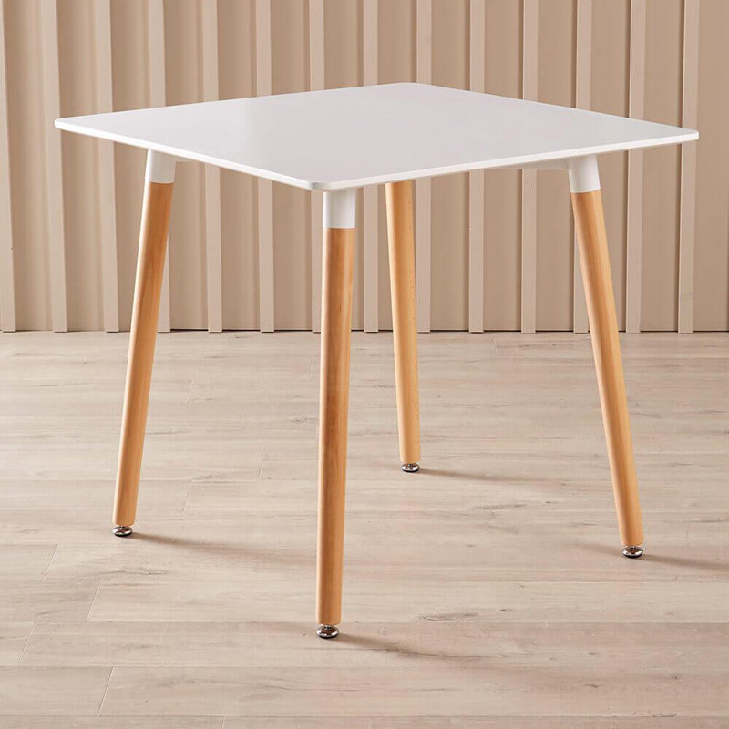 Knightdale Square Dining Table and Lisbon 4 Chairs Set