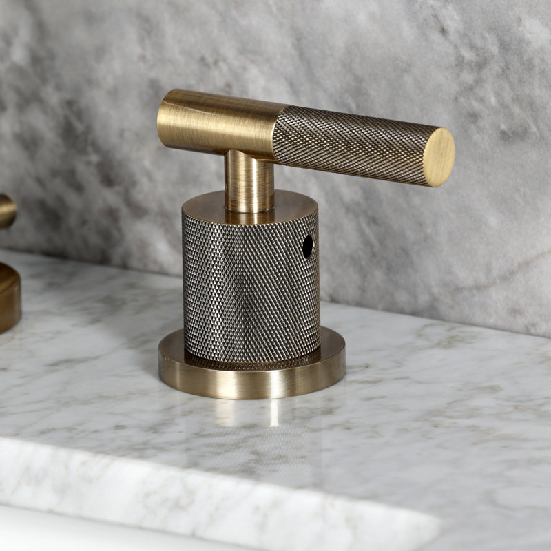 Robinet de salle de bain espacé à deux poignées à fixation sur le comptoir avec poignée moletée et bonde escamotable en laiton Kingston