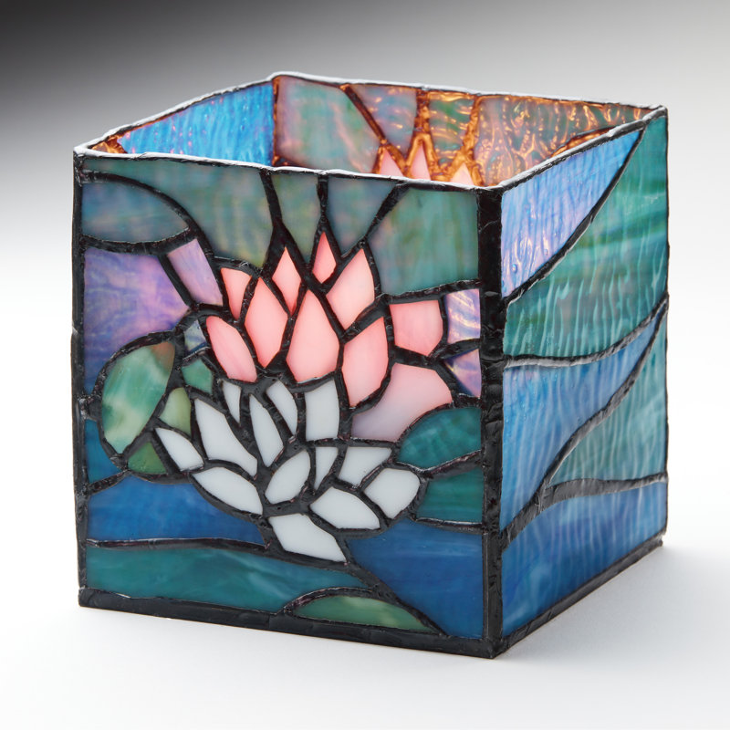 Porte-bougie en verre coloré 4,75 po lys Pond 