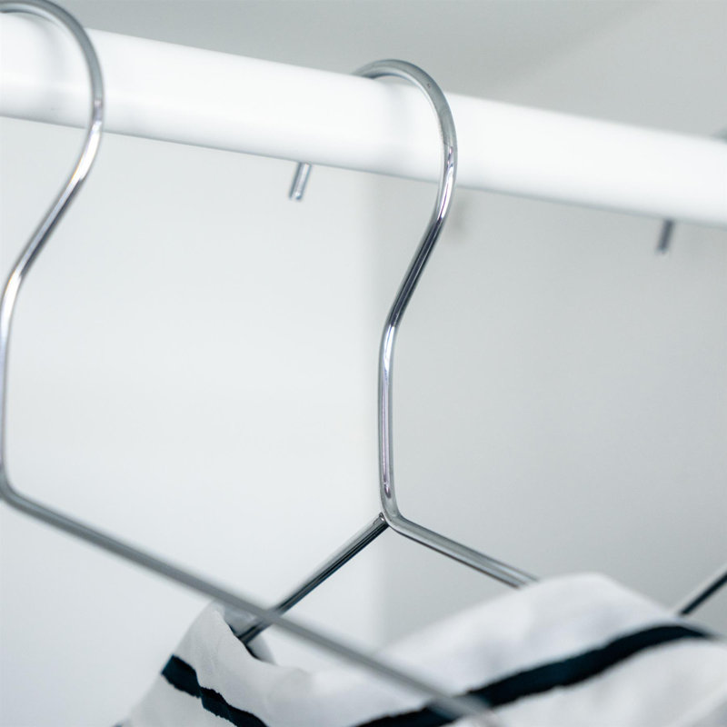 Harbour Housewares - Metallic Coat Hanger, Chrome