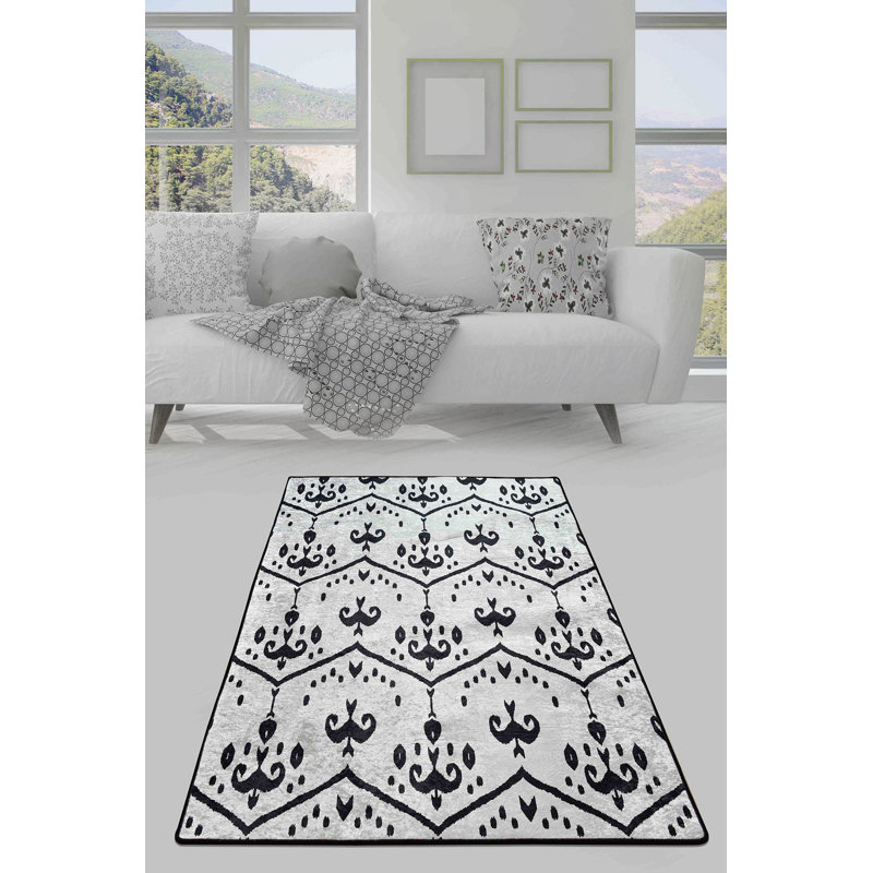Tapis gris / noir en polyester et velours touffeté à la machine Jacobs, Rectangle 5 pi 3 po x 7 pi 7 po