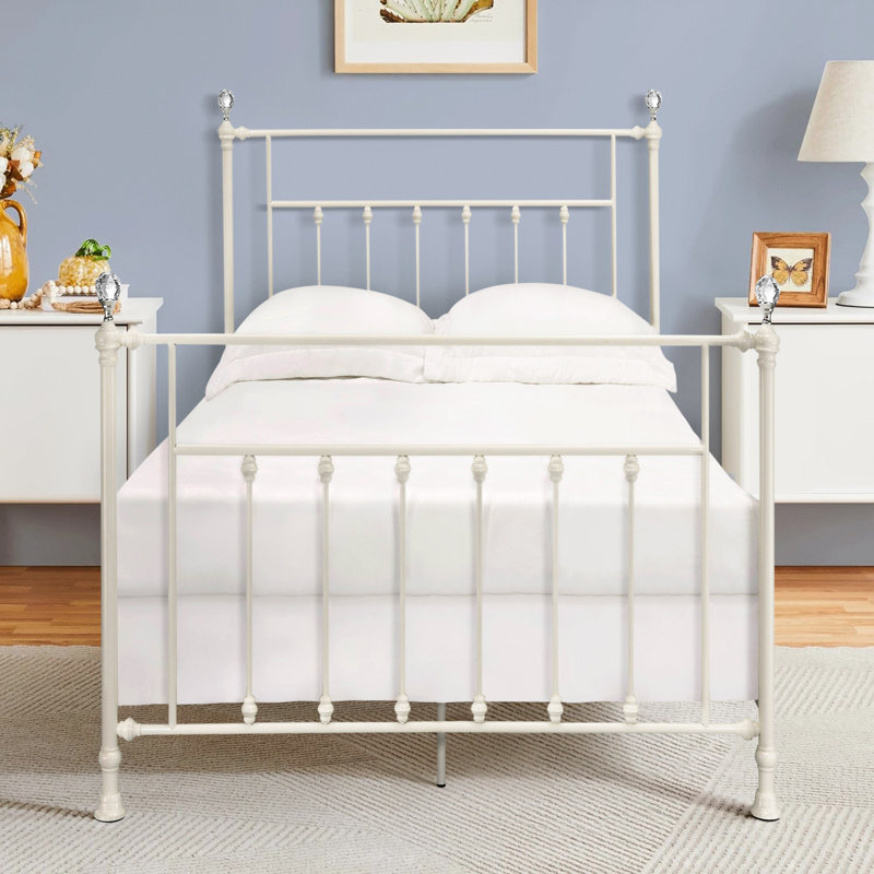 Ailith Platform Bed, Queen