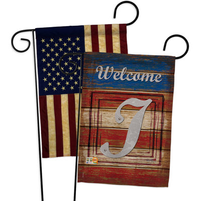 Drapeau de jardin en fibre de verre 19 x 13 po Partughimeos Patriotic I Initiales Impressions