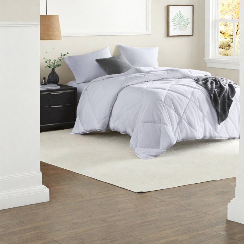 Luxury Oversized Bedding Sets, Nylon Comforter, Classic Design For Home