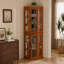 Grande armoire d'angle éclairée en cerisier foncé, armoire de rangement autoportante avec portes en verre encadrées supérieure et inférieure, casier de rangement pour le salon, la chambre à coucher-1876498561