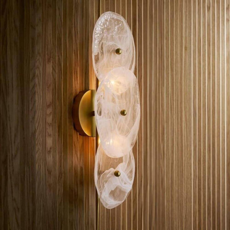 Kylie 2 - Light Wallchiere