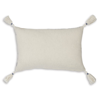 Winbury Pillow