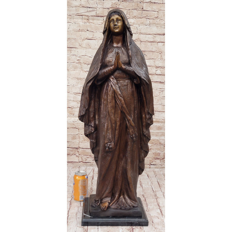 Figurines et sculptures
