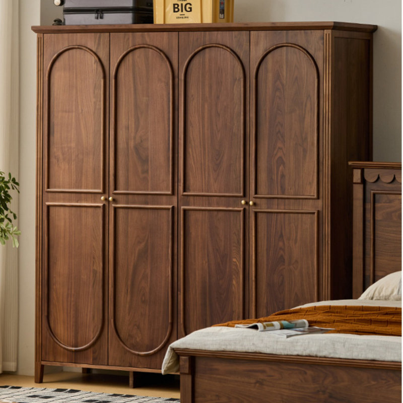 Simple And Retro Wardrobe
