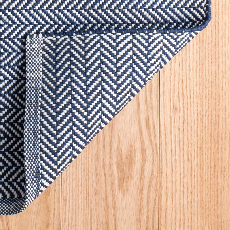 Herringbone Navy/Ivory Handwoven Indoor/Outdoor Rug, Rectangle 7'6" x 9'6"