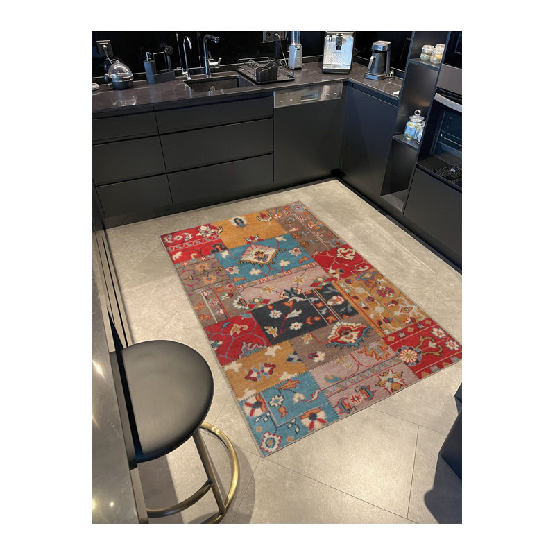 Tapis tissé multicolore lavable à motifs traditionnels, Sous-tapis carré 4 pi 11 po inclus