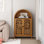 Grande vitrine d'appoint arquée et riche 44,4 pouces Rich Brown