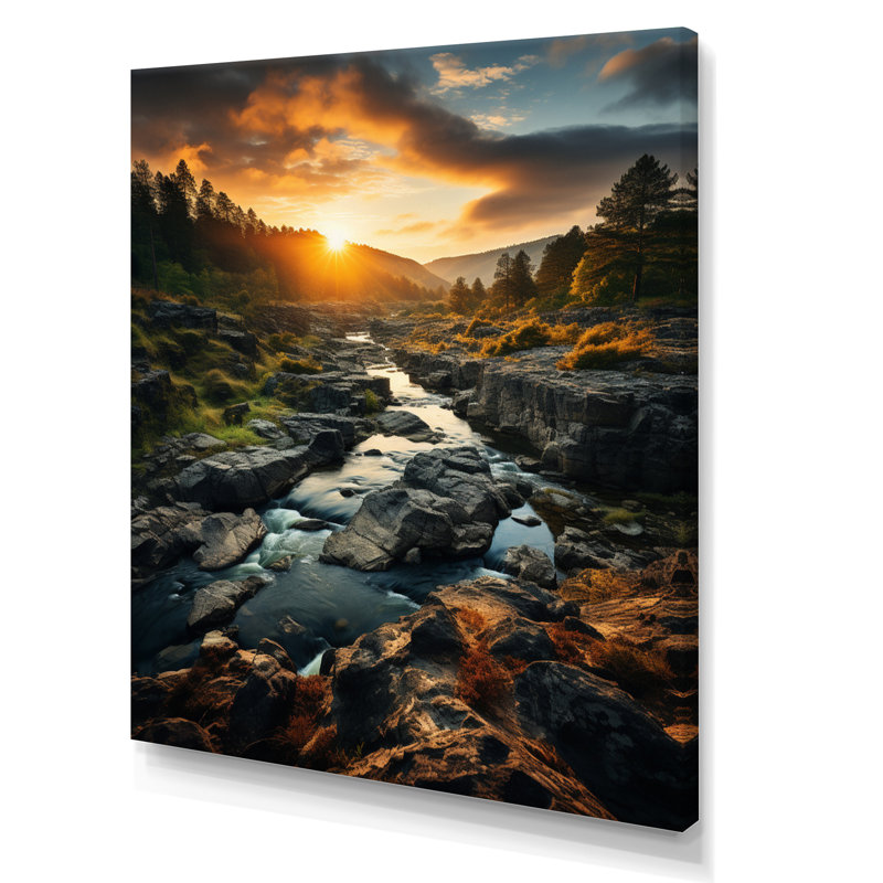 «Sunset in West Virginia Landscape», reproduction sur toile, H 44 po x l 34 po x P 1,5 po, Toile tendue