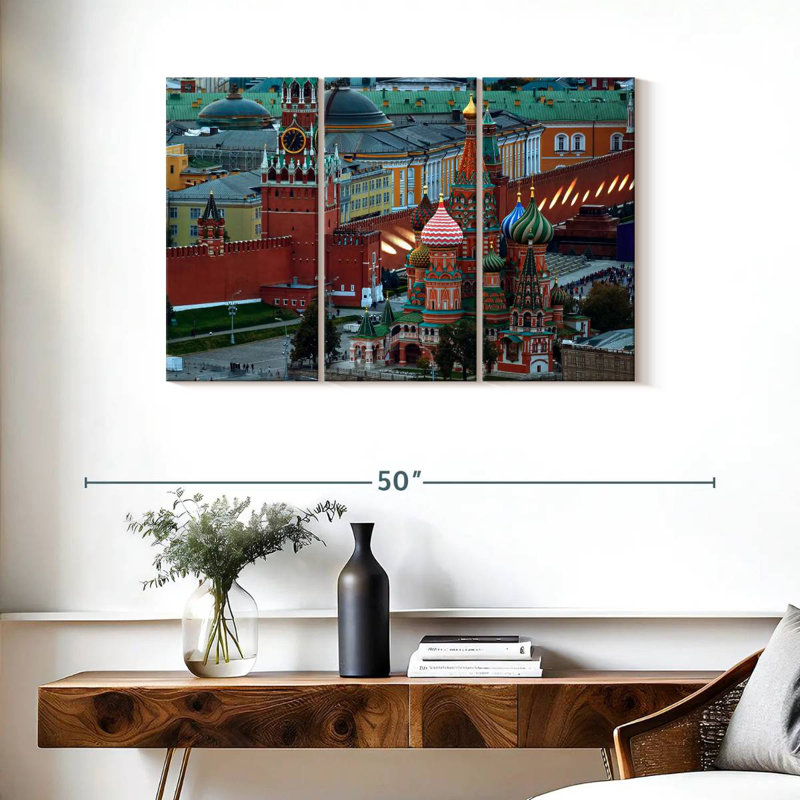 Kremlin, Moscou, H 24 po x l 38 po