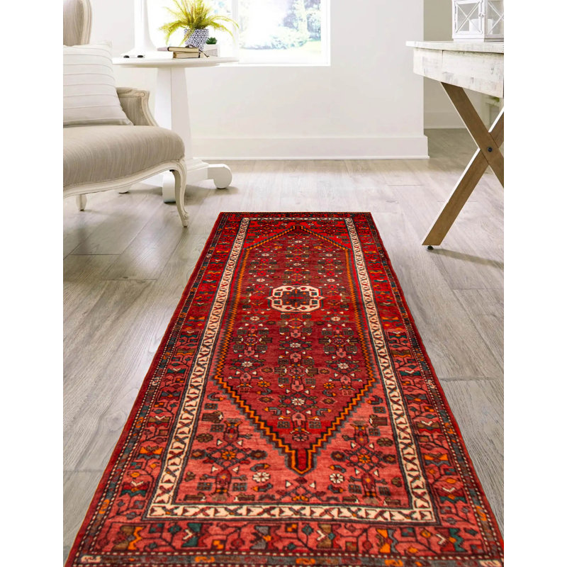 Tapis rouge 3 pi 7 po x 9 pi 11 po Jessamarie