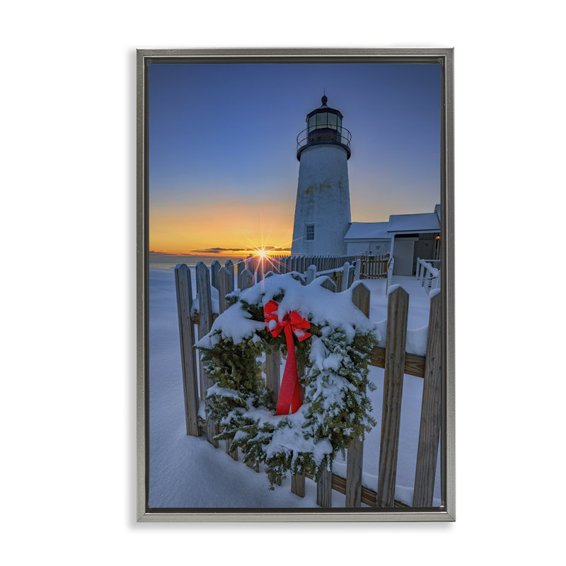 «Christmas Beach Lifehouse» par Rick Berk, Cadre flottant gris lustré, H 25 po x l 17 po