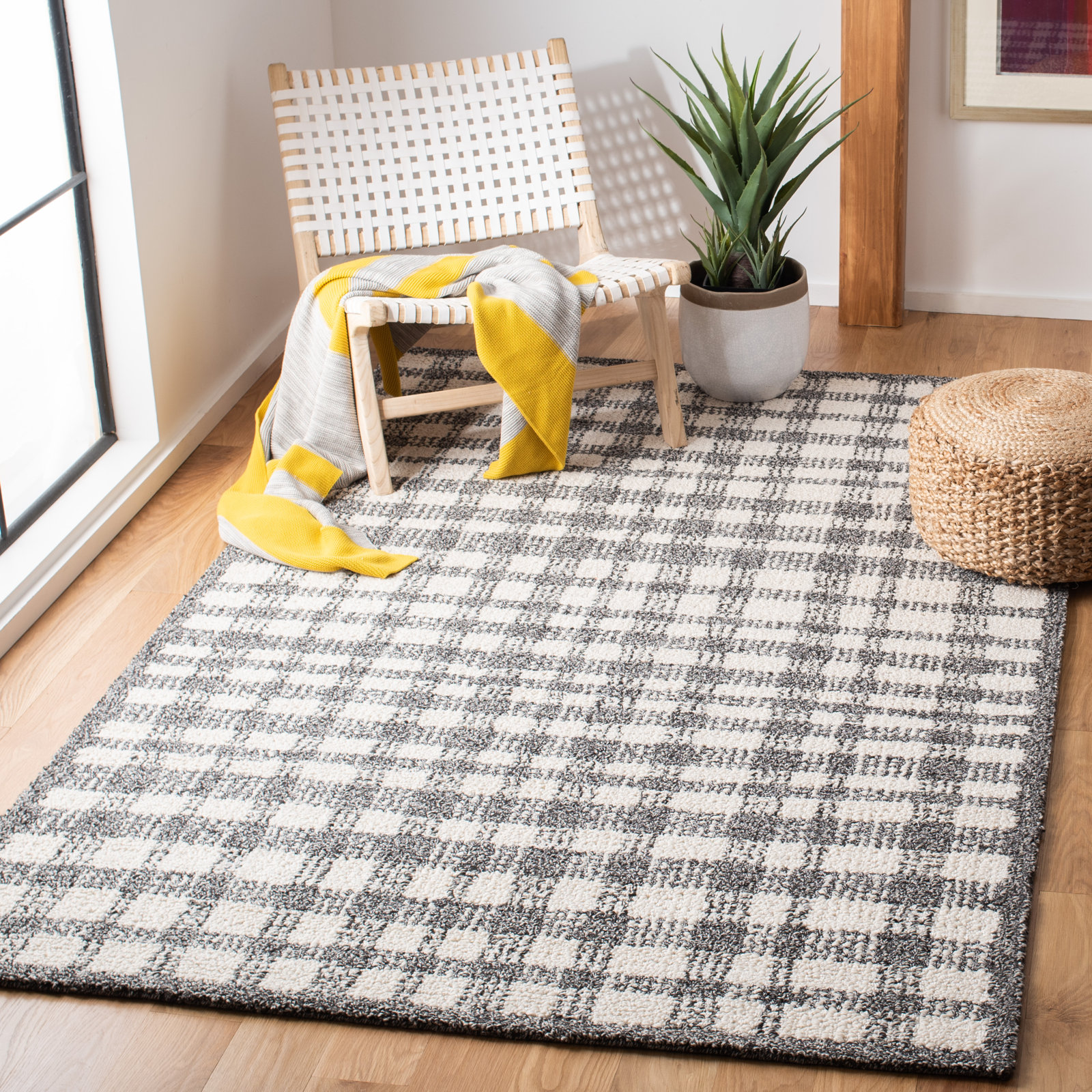 Ivory Black Hand-Tufted Plaid Rug, Rectangle 8' x 10'