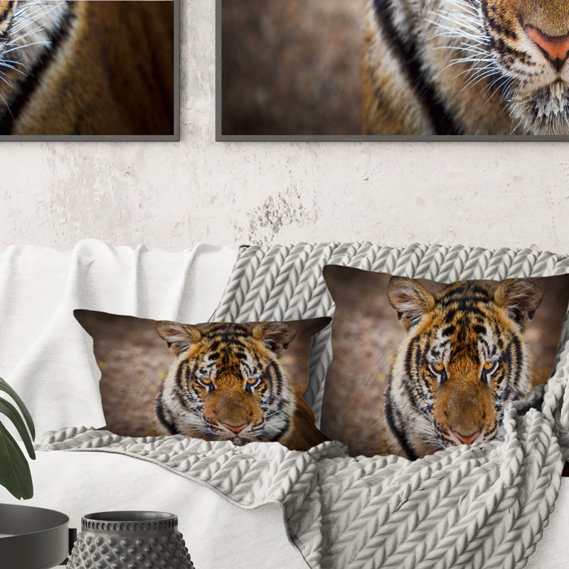 Portrait d'un tigre sauvage - coussin décoratif traditionnel imprimé