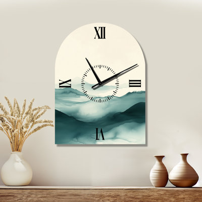 Horloge murale en forme d'arche, imprimée sur métal, représentant une montagne apaisante en bois et à l'aquarelle.