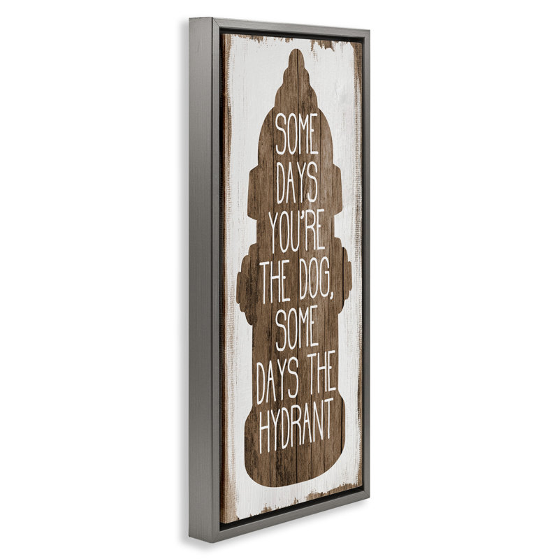 «Dog or Hydrant Funny Pet» par Daphne Polselli, H 25 po x l 11 po, Cadre flottant gris lustré
