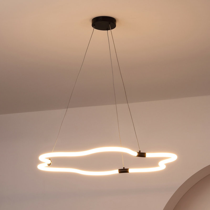 Lustre à intensité variable réglable contemporain en métal / acrylique 31,5 po Maristella, Black