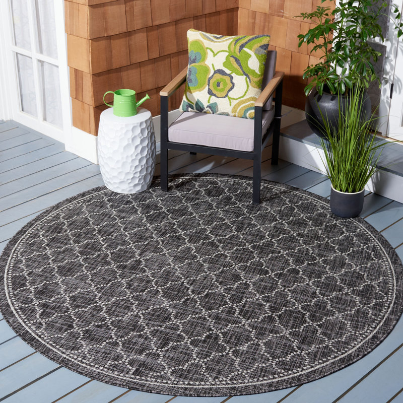 Tapis d'intérieur / extérieur à motif géométrique Blanchester, Rond 6 pi 7 po