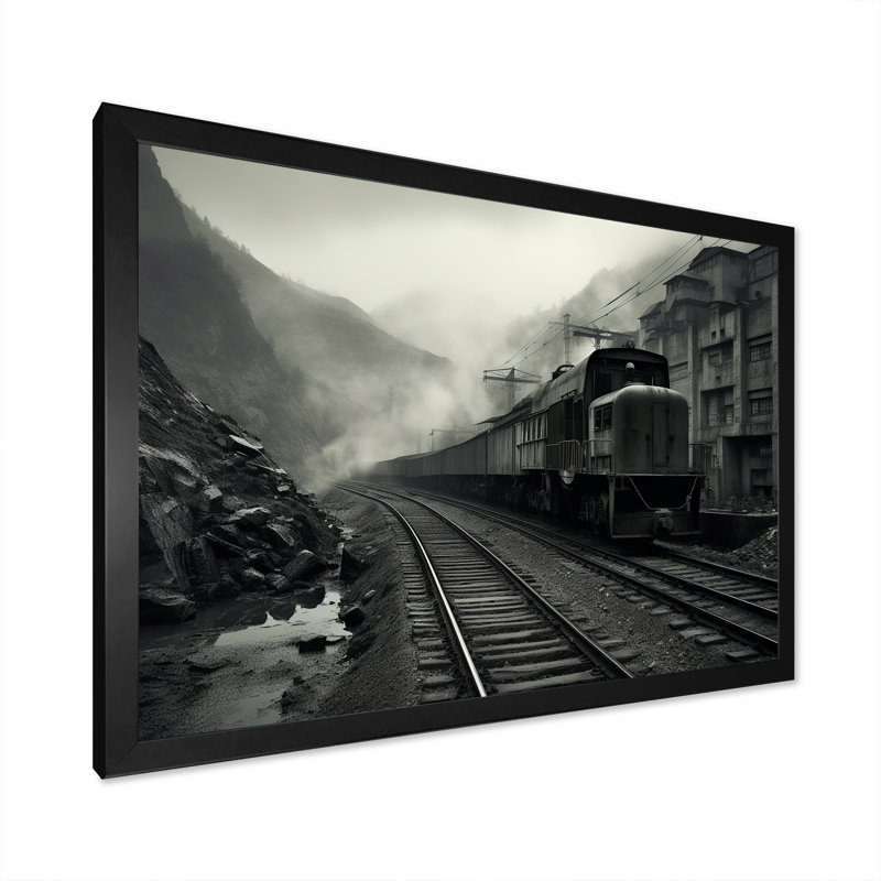«Comforting Moody Train Journey III», reproduction sur toile, Cadre simple noir, H 16 po x l 32 po x P 1 po