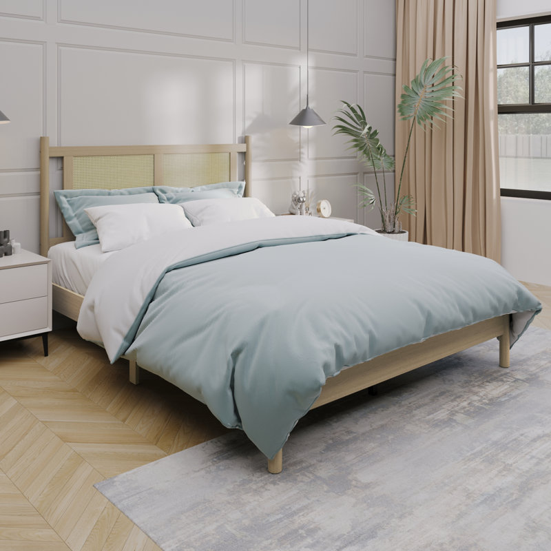 Paitynn Platform Bed, King, Antique Oak