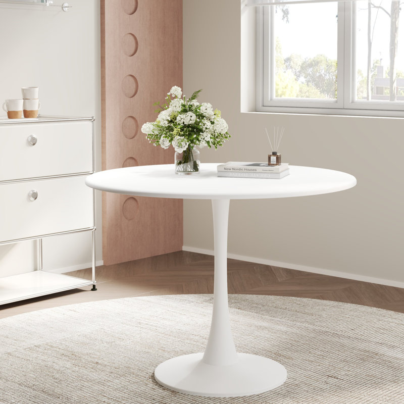 31.5'' Round Pedestal Dining Table, White