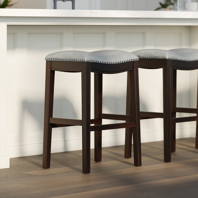 Julian 31In. H Tabouret de bar en bois avec siège en similicuir gris, Gris